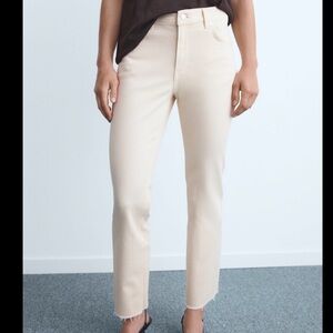Women's Straight Leg Jeans in Cream